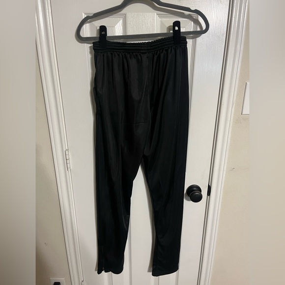 Graphic sweats - Picture 2 of 3